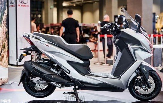 New 2025 Kymco XTown 250 ST – Video Completo su Design e Caratteristiche Tecniche